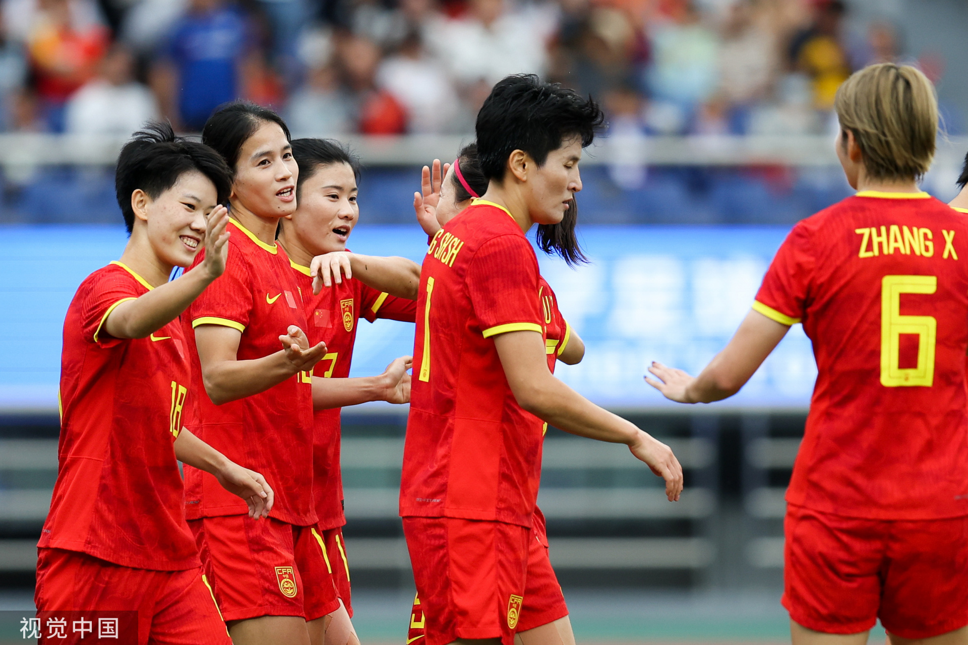 首次女足洲际对决武汉赢了