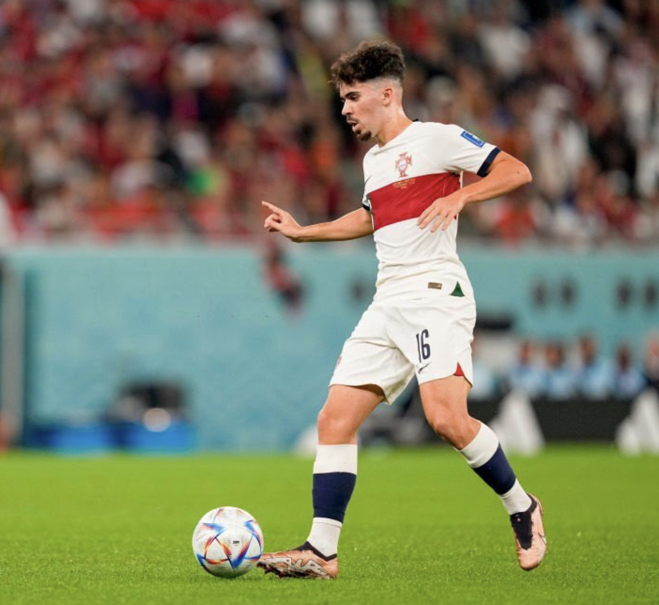 欧宝体育官网-穆里尼奥为什么不执教葡萄牙国家队